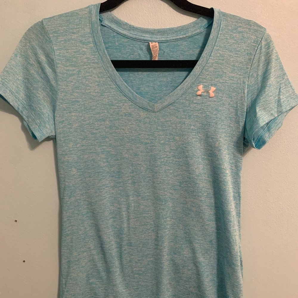 Under Armour Womens V-Neck